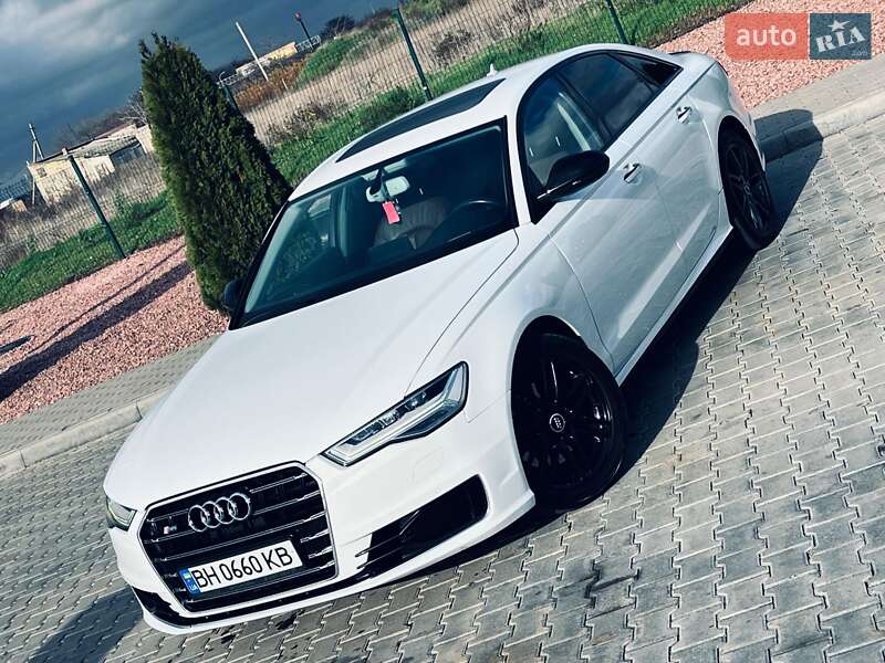 Седан Audi A6 2015 в Киеве
