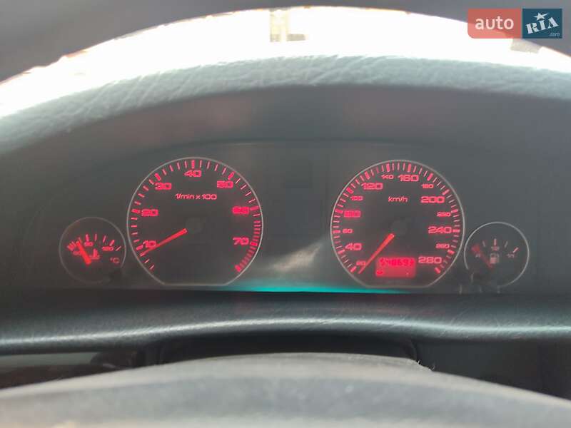 Седан Audi A6 1997 в Красилове