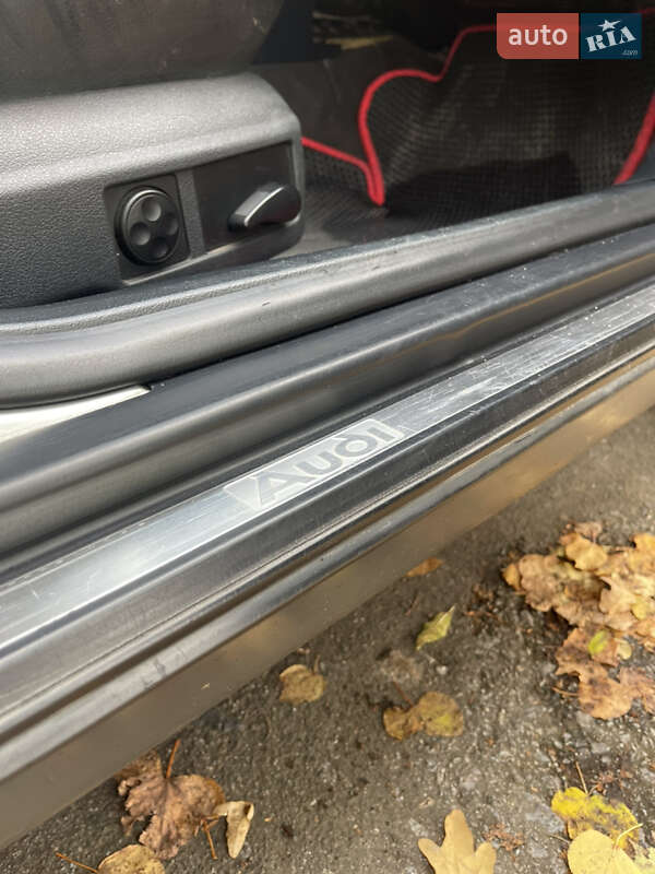 Седан Audi A6 2000 в Немирове