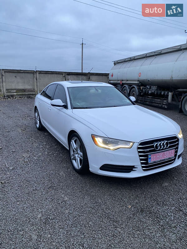 Седан Audi A6 2014 в Рівному