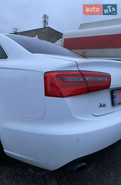 Седан Audi A6 2014 в Ровно