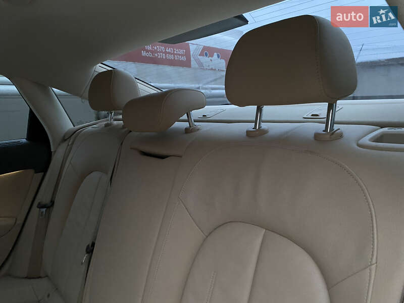 Седан Audi A6 2014 в Рівному