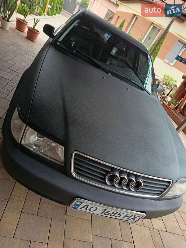 Универсал Audi A6 1995 в Берегово