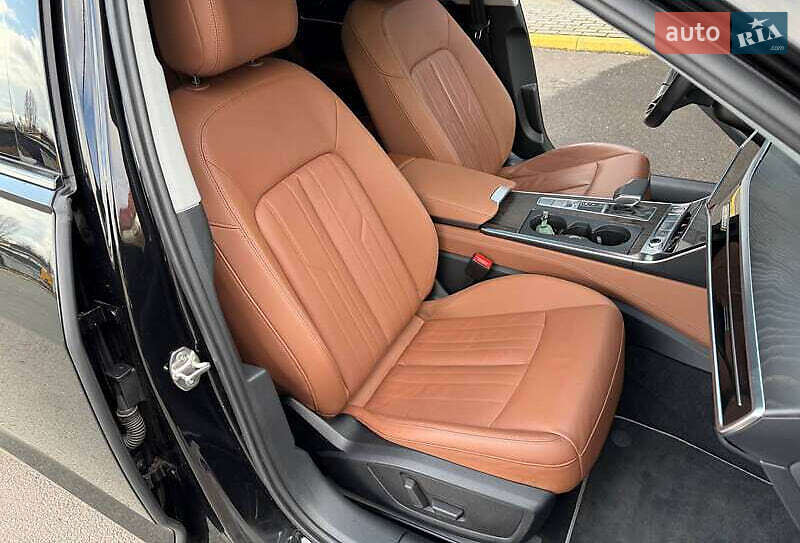 Седан Audi A6 2019 в Киеве