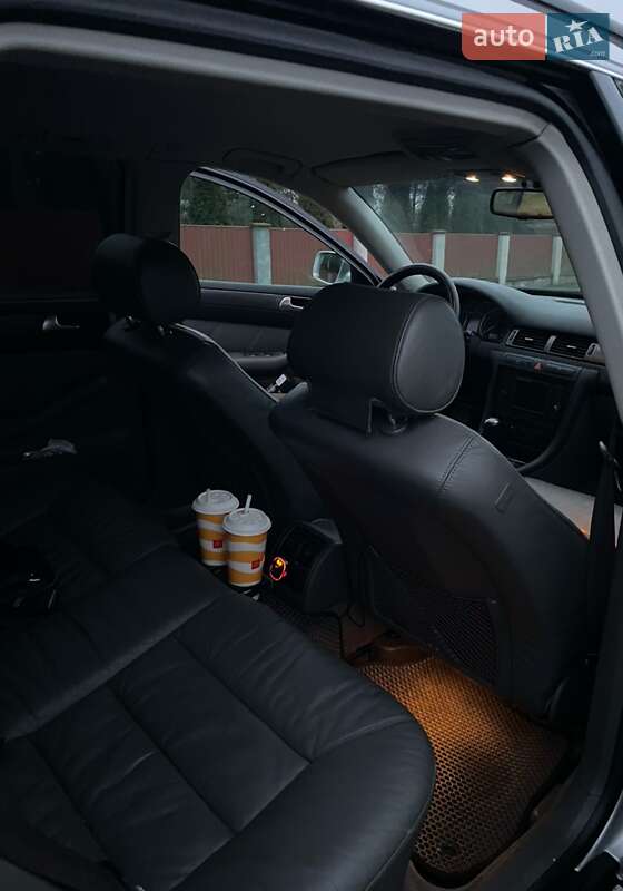 Универсал Audi A6 2003 в Добросине