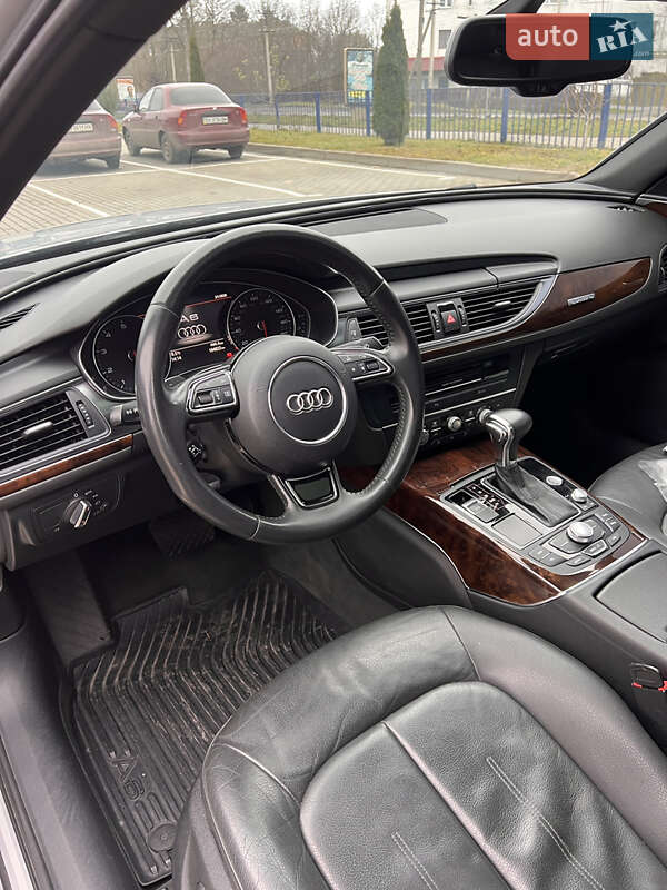 Седан Audi A6 2013 в Староконстантинове