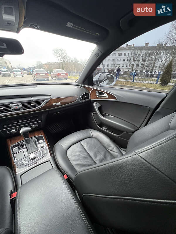 Седан Audi A6 2013 в Староконстантинове