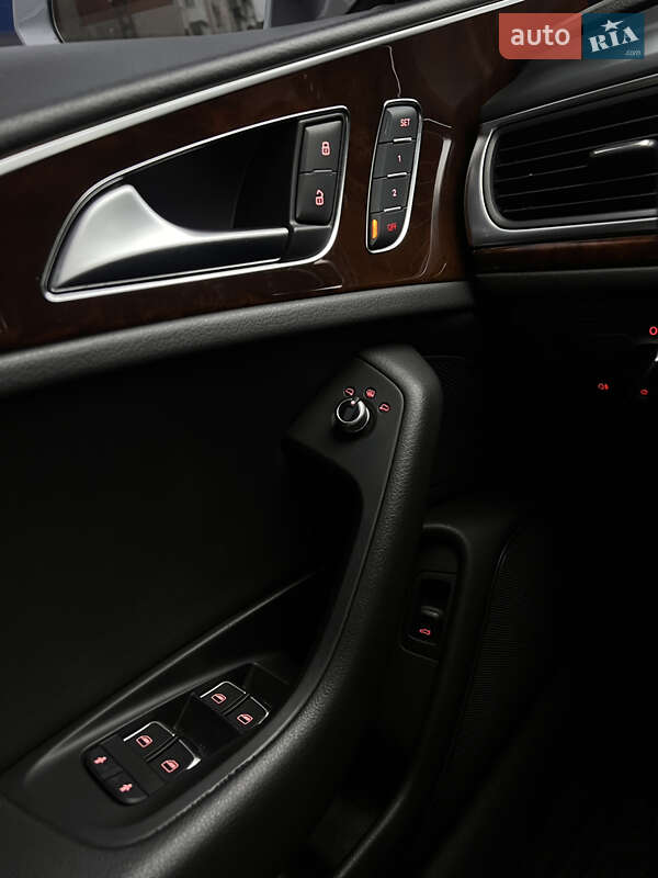 Седан Audi A6 2013 в Староконстантинове