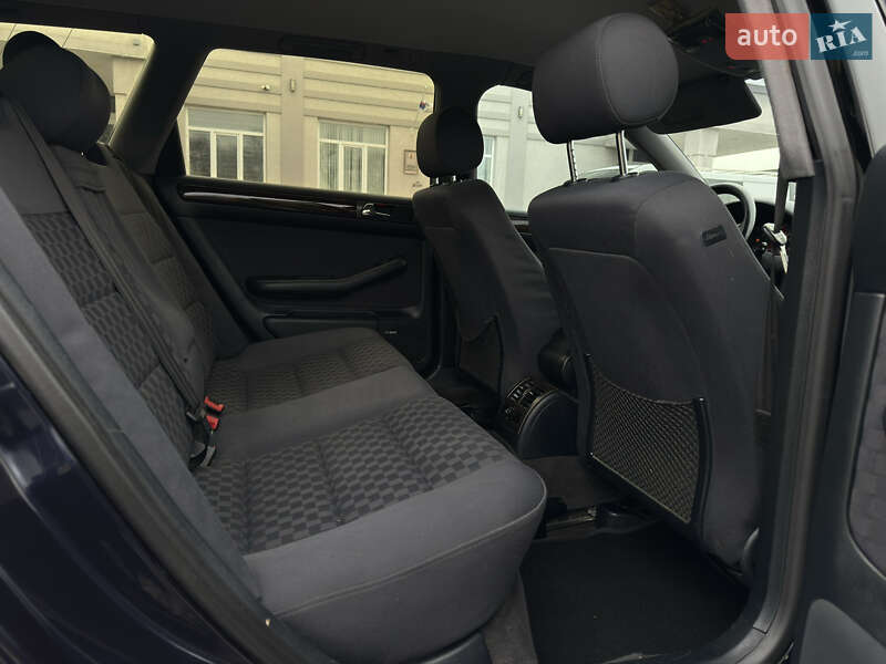 Универсал Audi A6 2000 в Черновцах