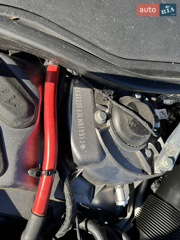 Седан Audi A6 2019 в Вараше