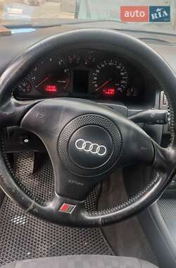 Универсал Audi A6 2000 в Черновцах