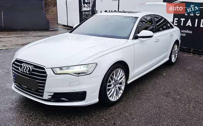Седан Audi A6 2015 в Киеве