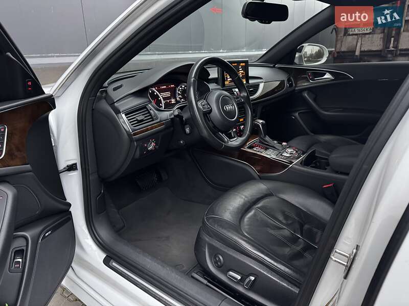 Седан Audi A6 2015 в Киеве