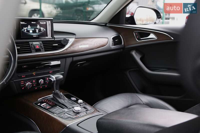 Седан Audi A6 2014 в Киеве