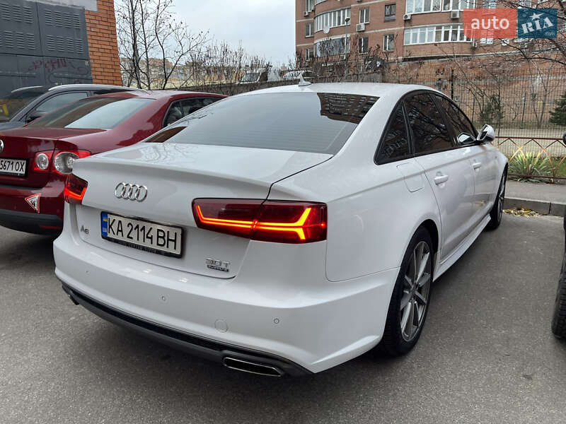 Седан Audi A6 2016 в Киеве