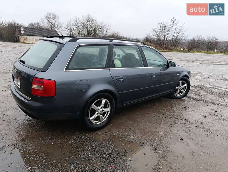 Универсал Audi A6 2002 в Шумске