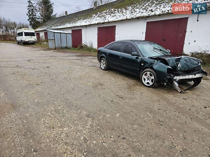 Универсал Audi A6 2000 в Кременце