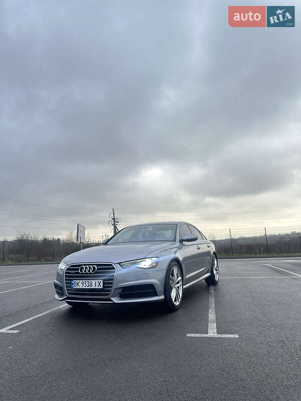 Седан Audi A6 2015 в Ровно
