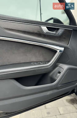 Седан Audi A6 2019 в Ужгороде