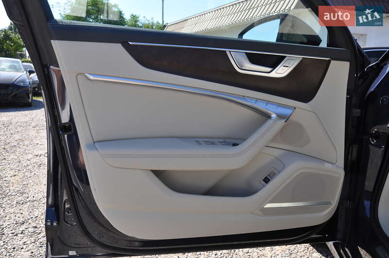 Седан Audi A6 2021 в Одессе