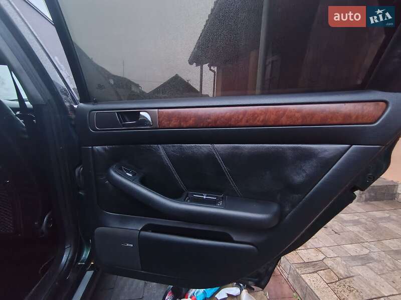 Седан Audi A6 1998 в Лановцах