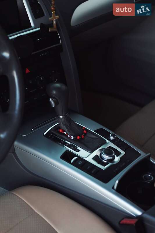 Седан Audi A6 2009 в Виноградове