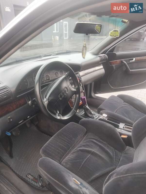 Седан Audi A6 1996 в Хмельнике