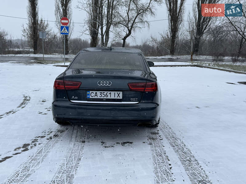 Седан Audi A6 2015 в Каневе
