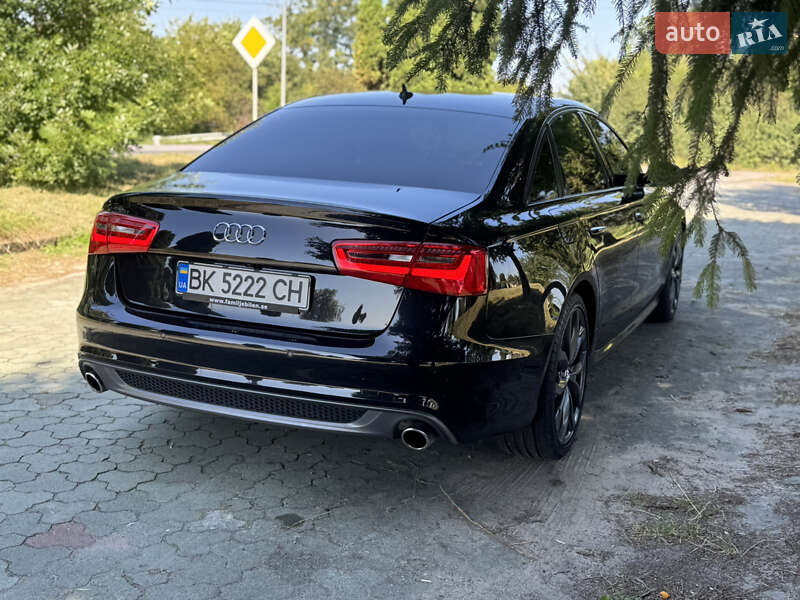Седан Audi A6 2011 в Ровно