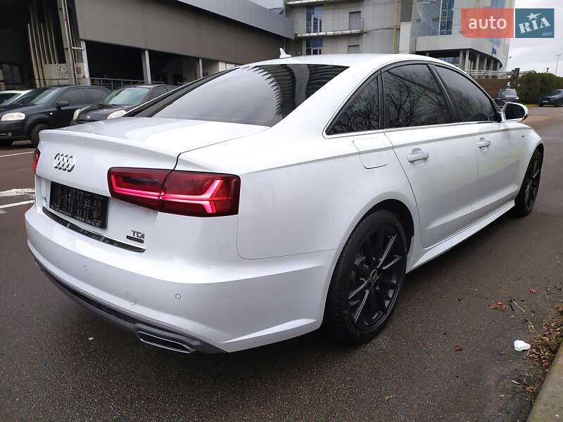 Седан Audi A6 2015 в Киеве