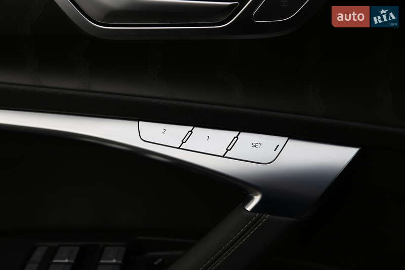 Седан Audi A6 2021 в Киеве