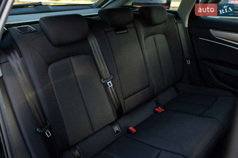 Универсал Audi A6 2020 в Луцке