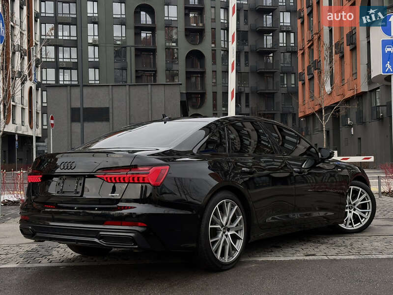 Седан Audi A6 2022 в Киеве