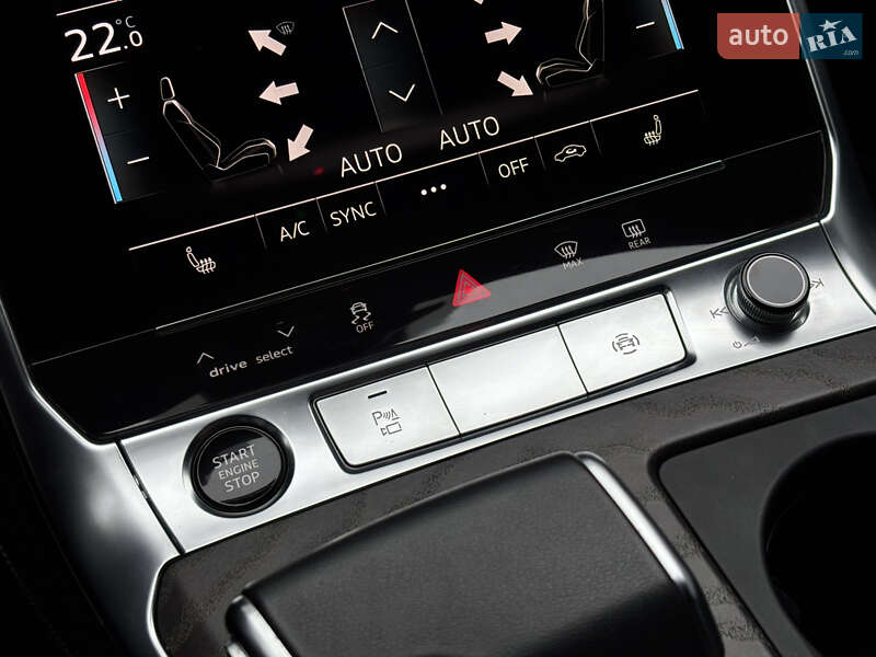 Седан Audi A6 2022 в Киеве