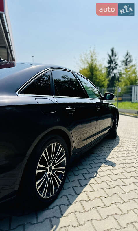 Седан Audi A6 2014 в Ивано-Франковске