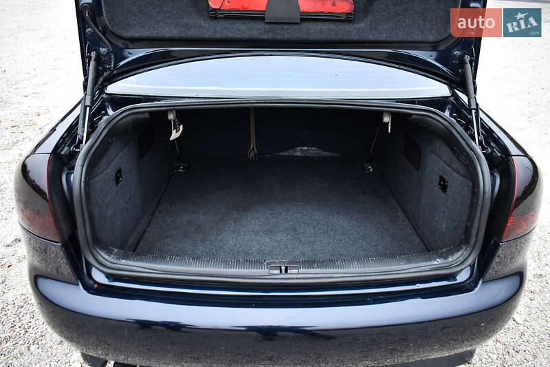 Седан Audi A6 2004 в Днепре