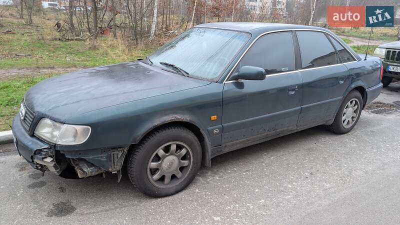 Седан Audi A6 1996 в Ирпене