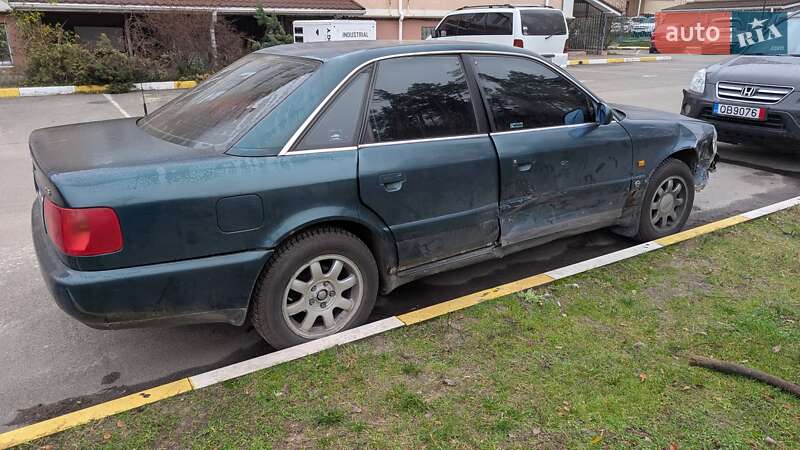 Седан Audi A6 1996 в Ирпене