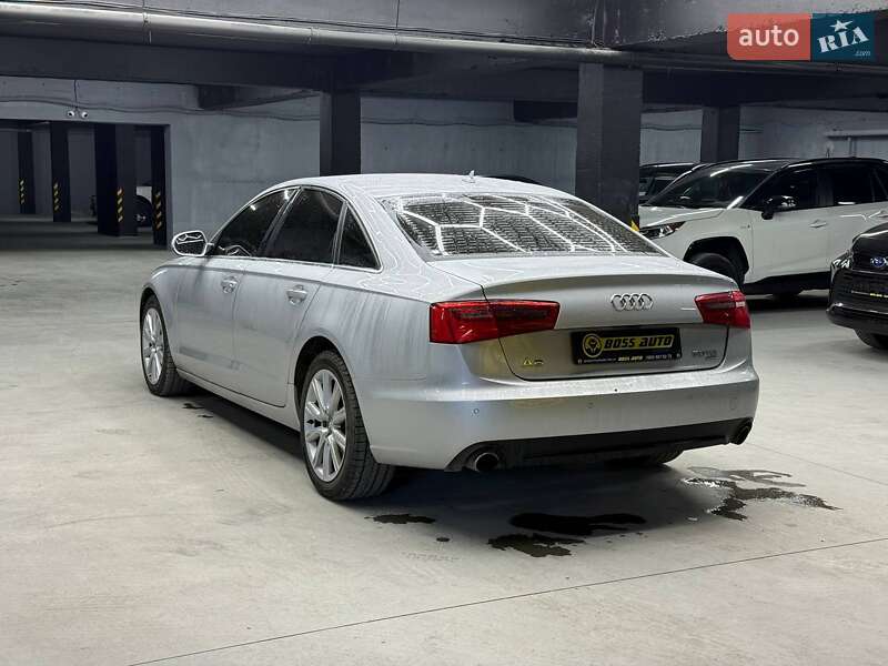 Седан Audi A6 2012 в Черновцах
