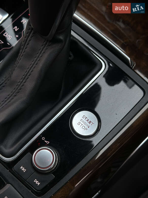 Седан Audi A6 2015 в Днепре