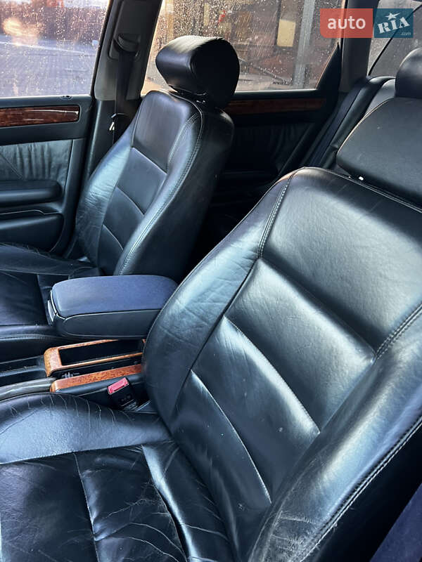 Универсал Audi A6 2004 в Ровно