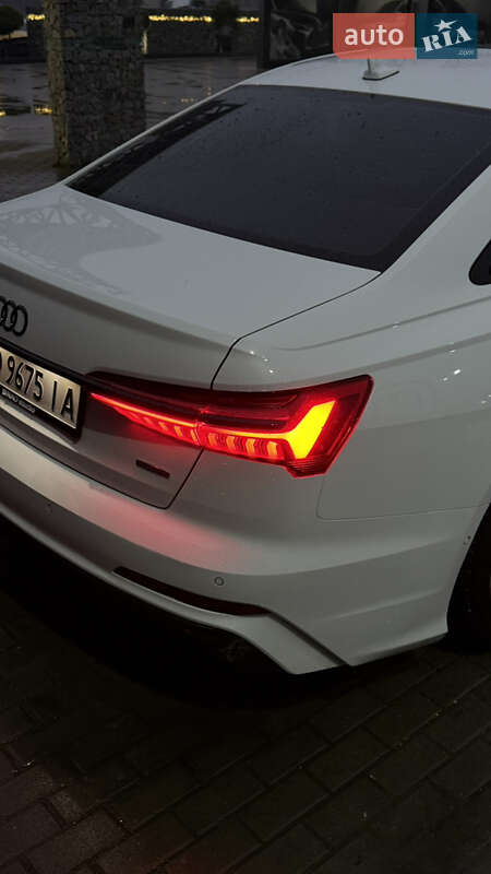 Седан Audi A6 2020 в Тячеве