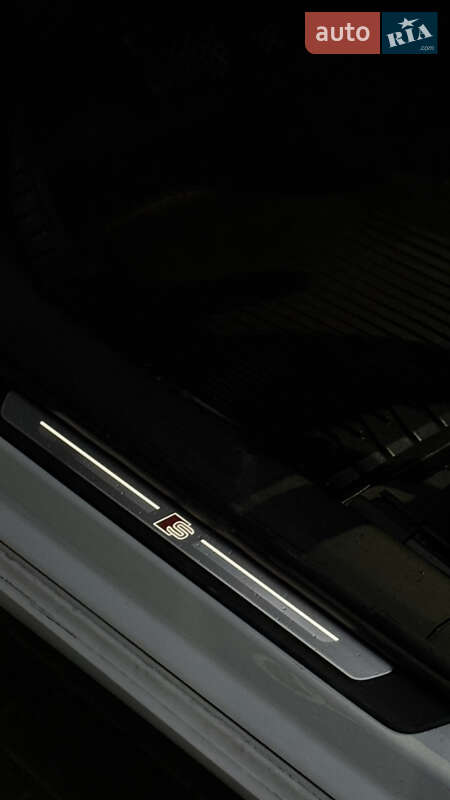 Седан Audi A6 2020 в Тячеве