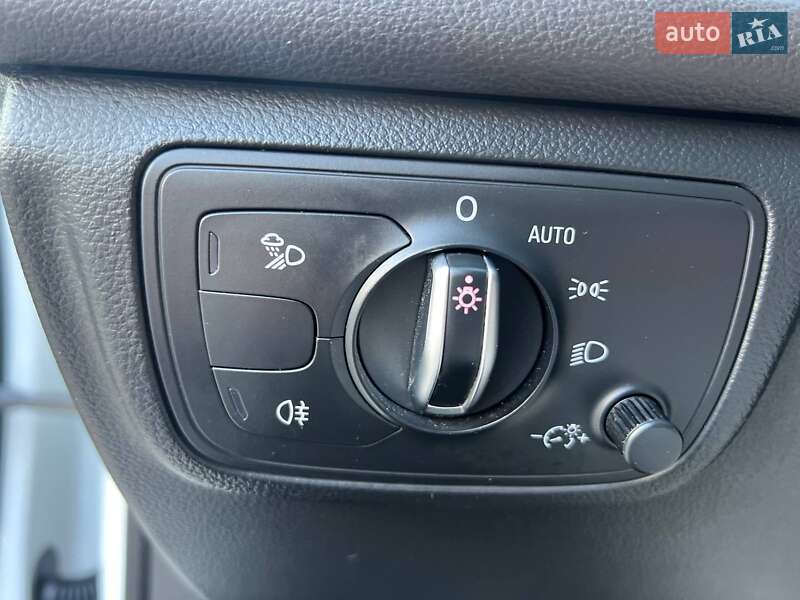 Седан Audi A6 2016 в Одессе