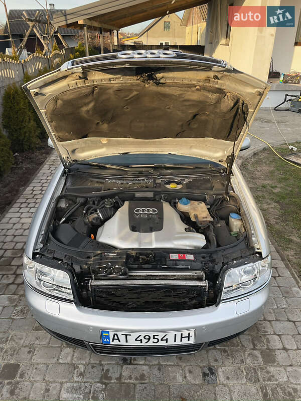 Универсал Audi A6 2003 в Добросине
