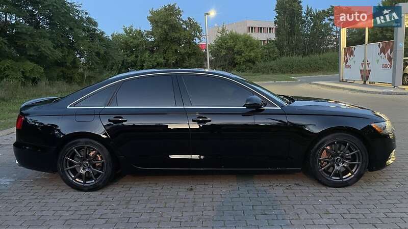Седан Audi A6 2014 в Ужгороде