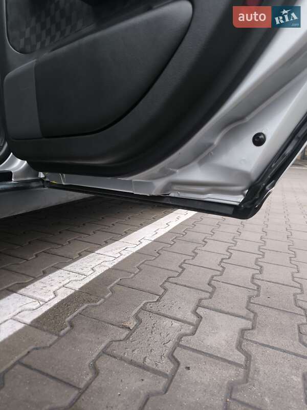 Універсал Audi A6 2002 в Черкасах