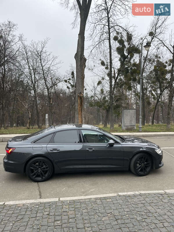 Седан Audi A6 2023 в Киеве