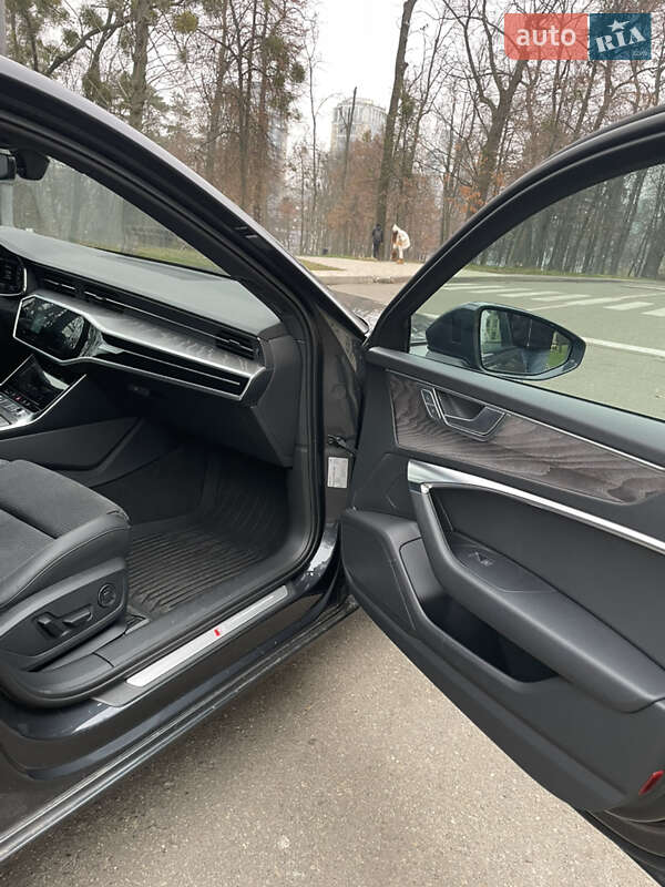 Седан Audi A6 2023 в Киеве