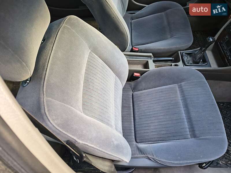 Седан Audi A6 1995 в Тернополе